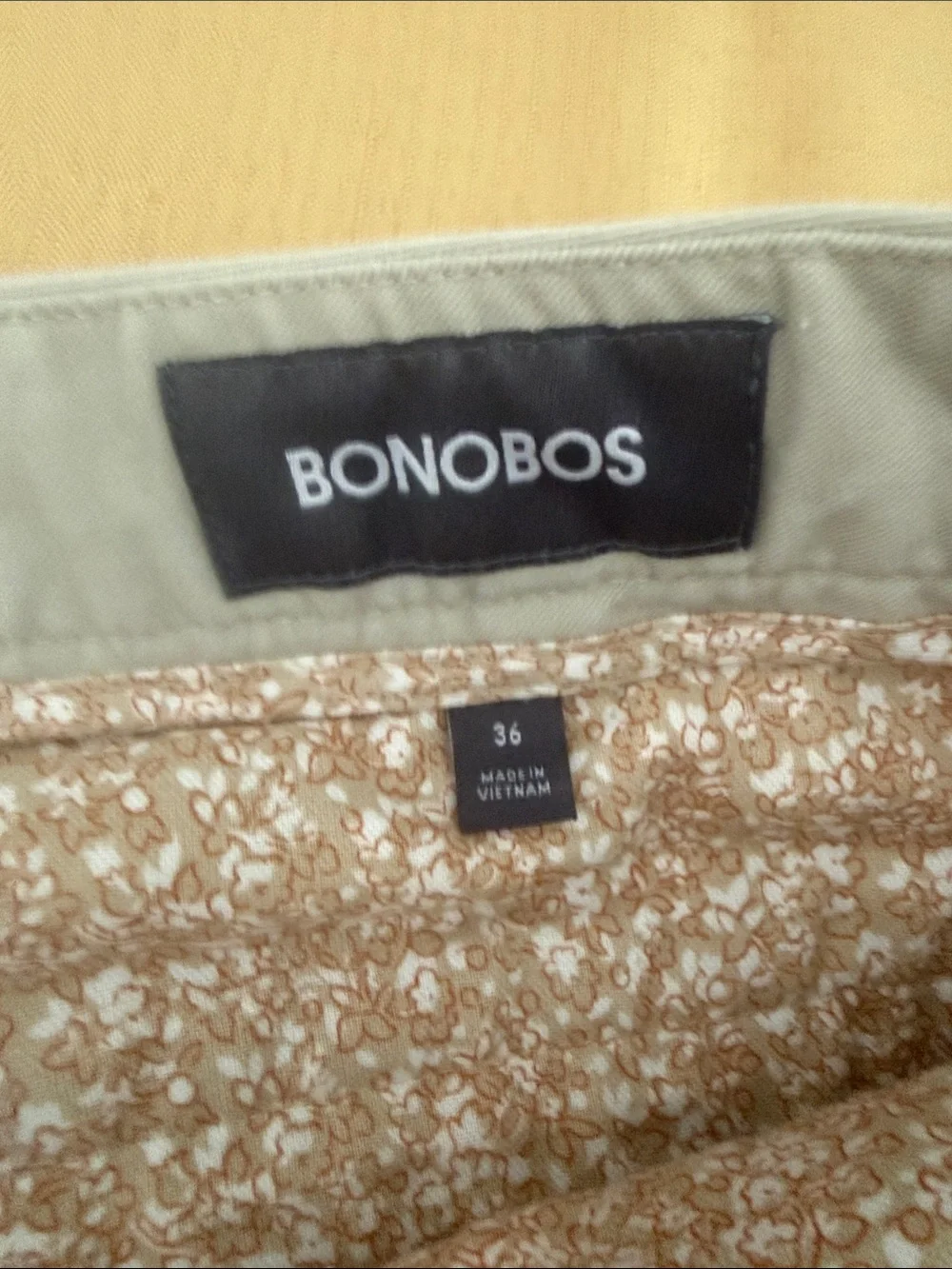 Bonobos Light Khaki Flat-Front Shorts - 9 inch inseam